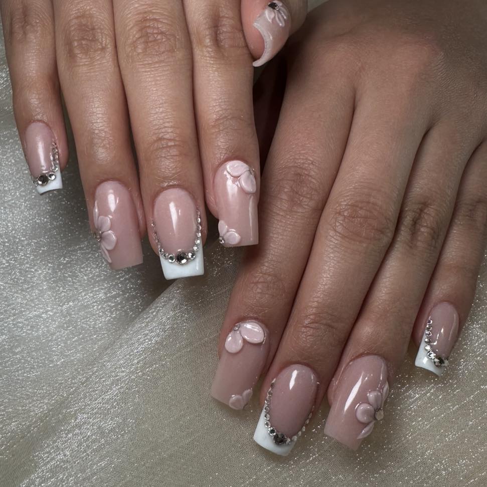 Manicure and pedicure at iNails